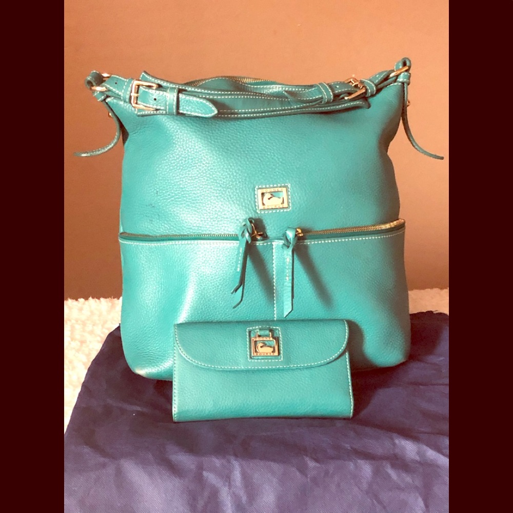 Dooney & Bourke Dillen Handbag & wallet